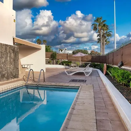 別荘 Casa Efesto - Private Pool, Air-con And Bbq By Lanzarote *