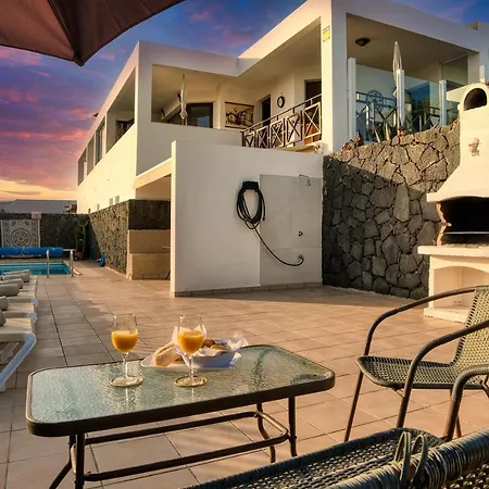 Casa Efesto - Private Pool, Air-con And Bbq By Lanzarote * プラヤ・ブランカ